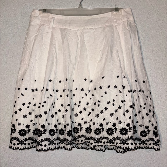 Star City Dresses & Skirts - Star City Boho Cottagecore Embroidered 100% cotton skirt size 9